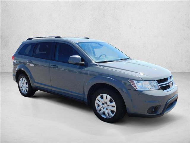 Used 2019 Dodge Journey SE w/ Connectivity Group FWD image 3