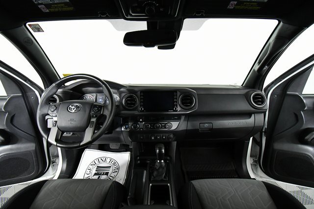 Used 2023 Toyota Tacoma TRD Off-Road image 18