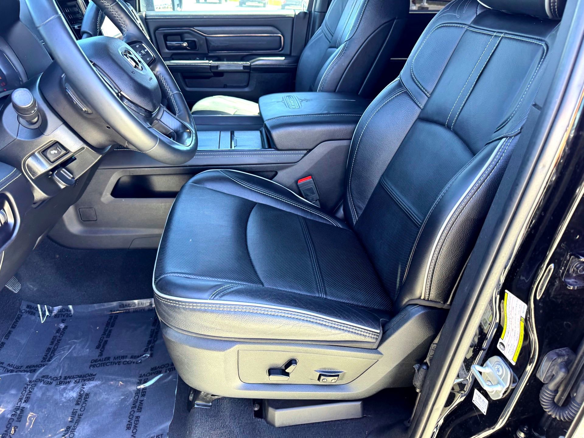 Used 2024 RAM 2500 Limited image 12