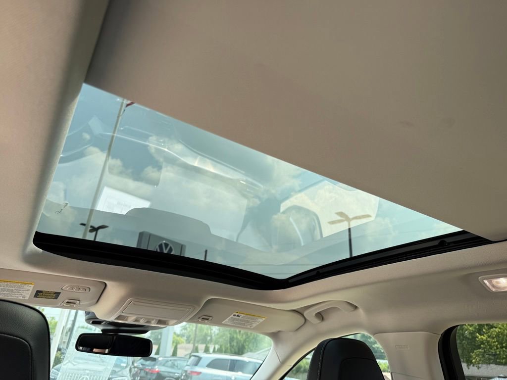 Used 2022 Ford Escape Titanium image 18