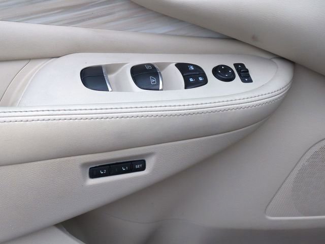 Used 2017 Nissan Murano Platinum w/ Platinum Technology Package image 11