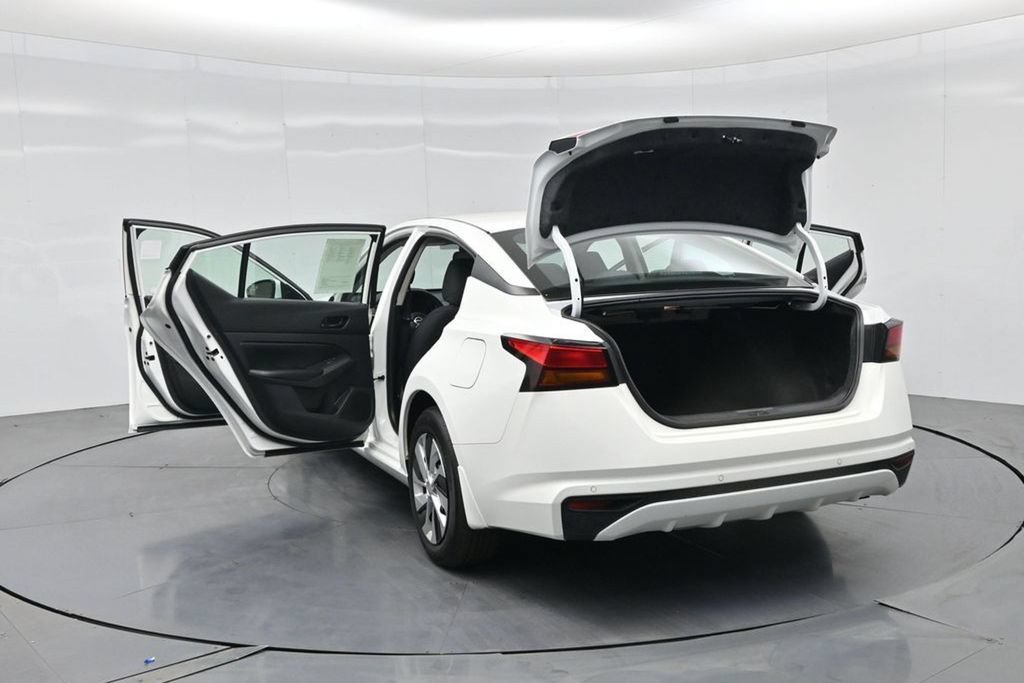 Used 2023 Nissan Altima 2.5 S FWD image 37