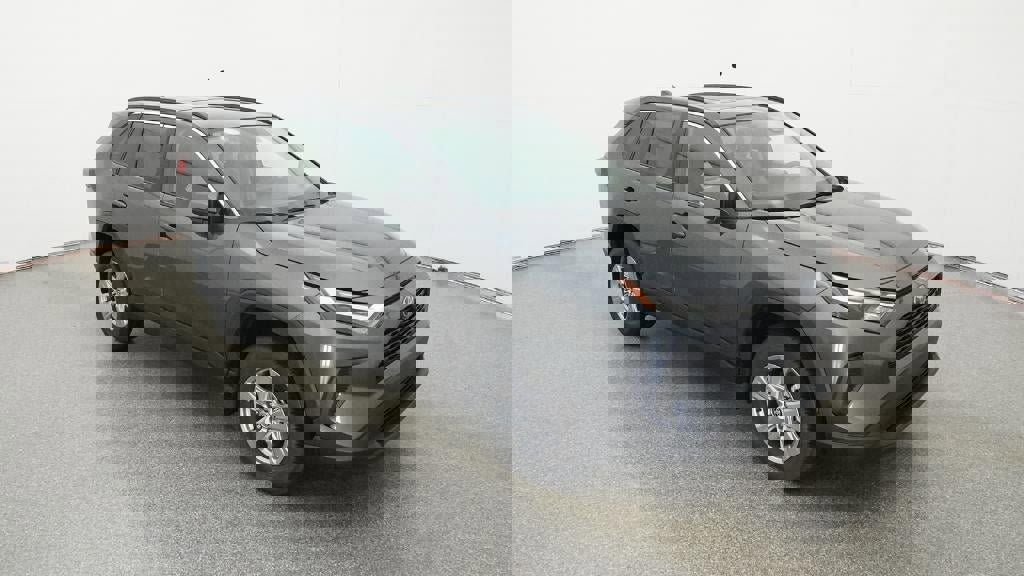 New 2025 Toyota RAV4 XLE image 13