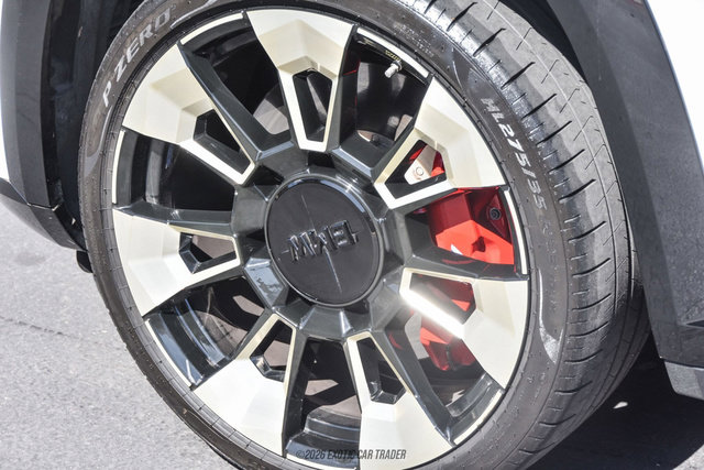 Used 2024 BMW XM w/ M Driver's Package image 99