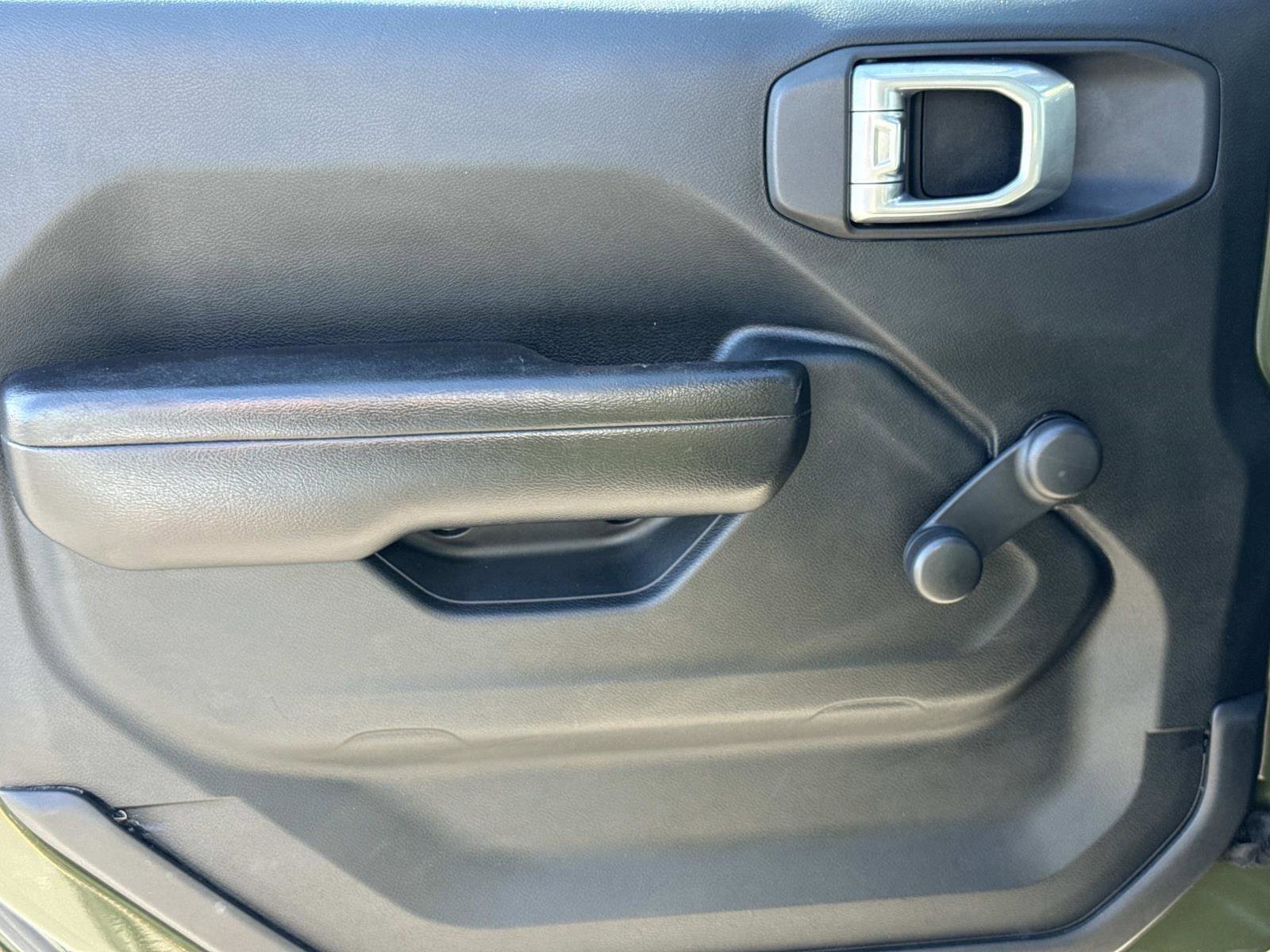 Used 2021 Jeep Wrangler Unlimited Sport image 16