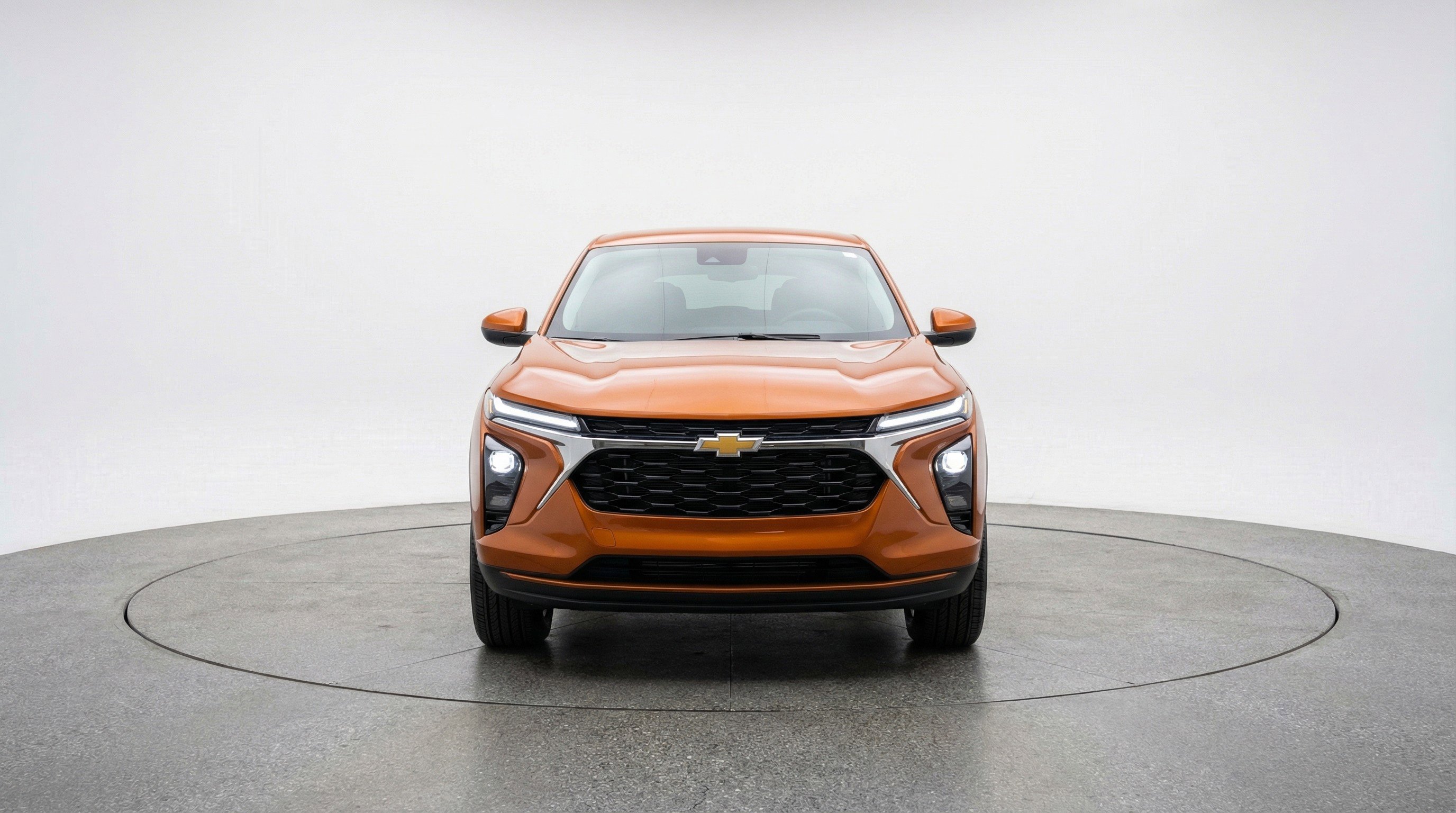 Used 2025 Chevrolet Blazer LT image 2