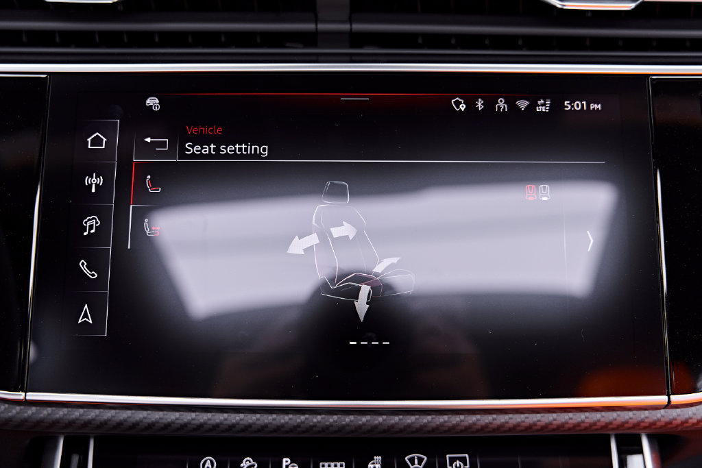 Used 2026 Audi RS Q8 performance AWD/4WD image 96