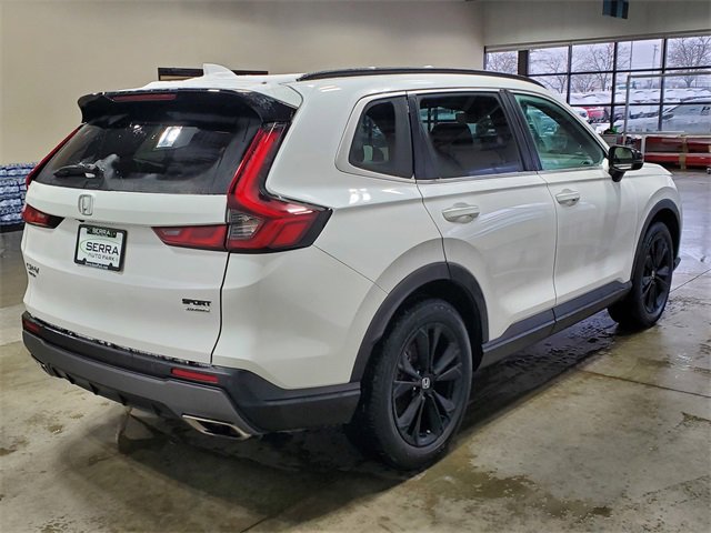 Used 2023 Honda CR-V Sport Touring image 4