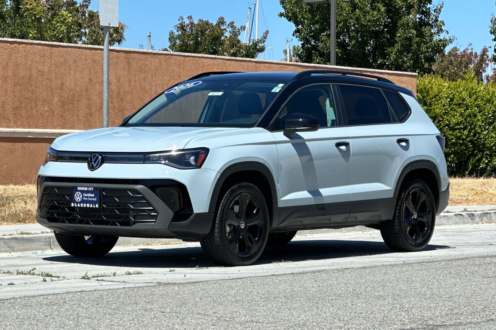 Certified 2026 Volkswagen Taos SE AWD/4WD image 8