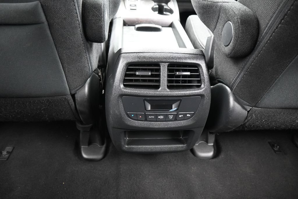 Used 2022 Honda Pilot Sport image 36