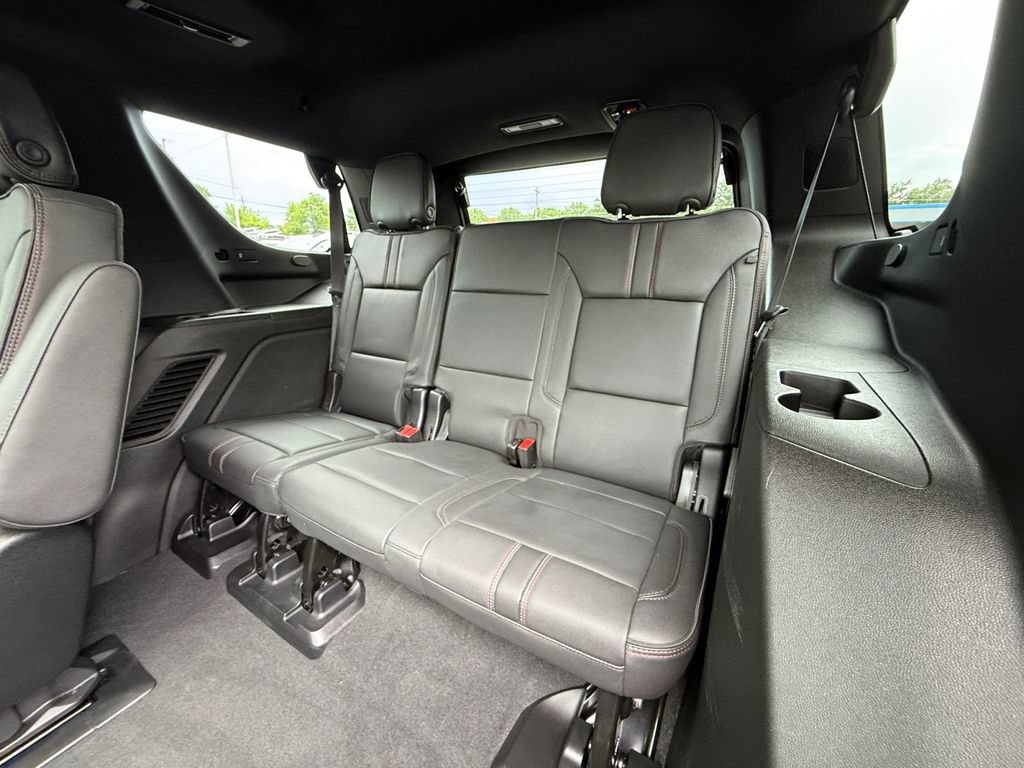 Used 2023 Chevrolet Tahoe RST w/ Luxury Package AWD/4WD image 26