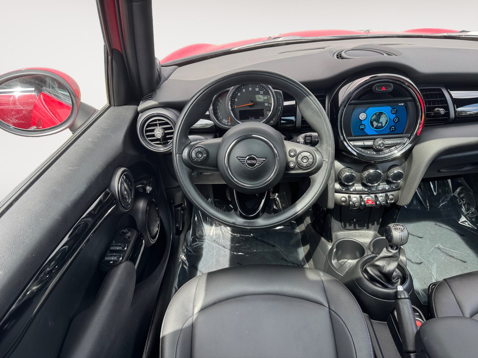 Used 2019 MINI Cooper 4-Door Hardtop FWD image 10