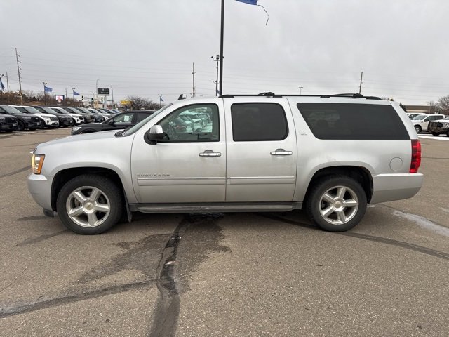 Used 2013 Chevrolet Suburban LTZ image 5