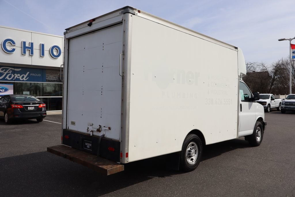 Used 2020 Chevrolet Express 3500 w/ Power Convenience Package image 3