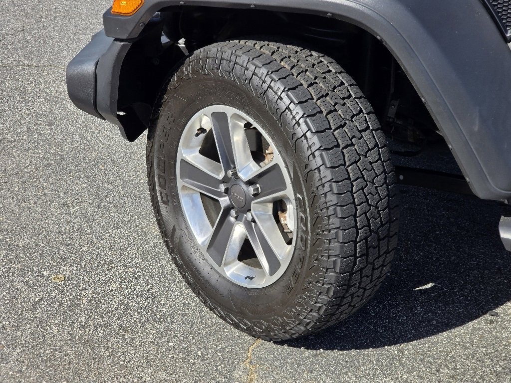 Used 2020 Jeep Wrangler Unlimited Sport image 27