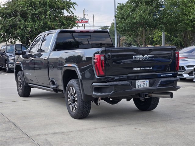 Used 2025 GMC Sierra 3500 Denali Ultimate image 5