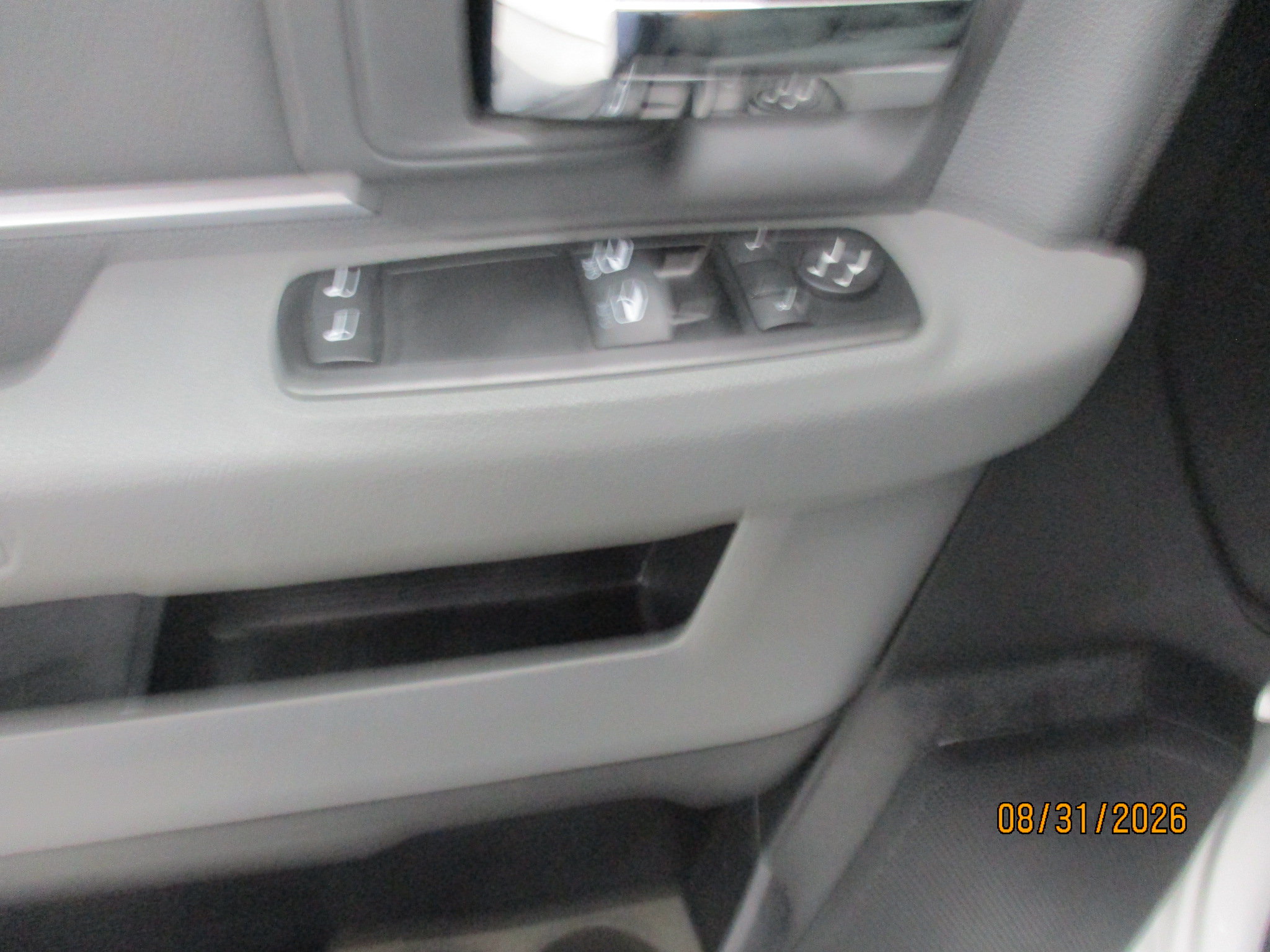 Used 2015 RAM 3500 Tradesman w/ Power & Remote Entry Group AWD/4WD image 14