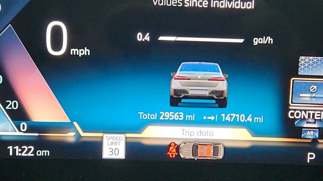 Used 2024 BMW 740i xDrive w/ Premium Package image 43