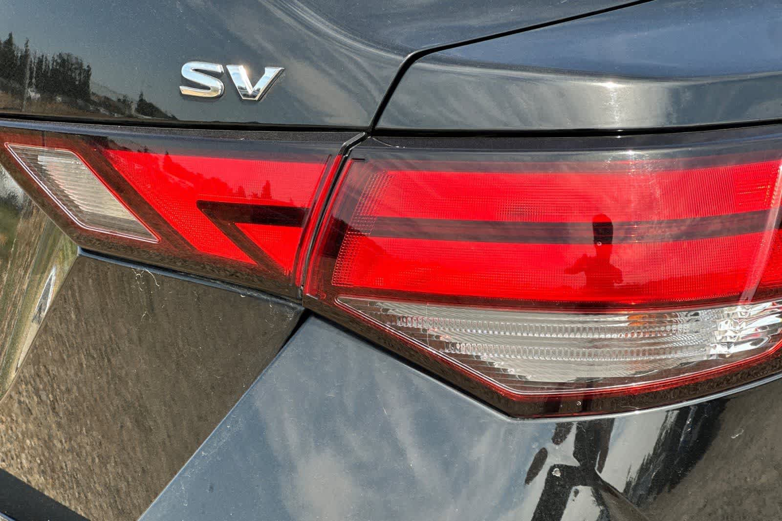 Used 2021 Nissan Sentra SV FWD image 33