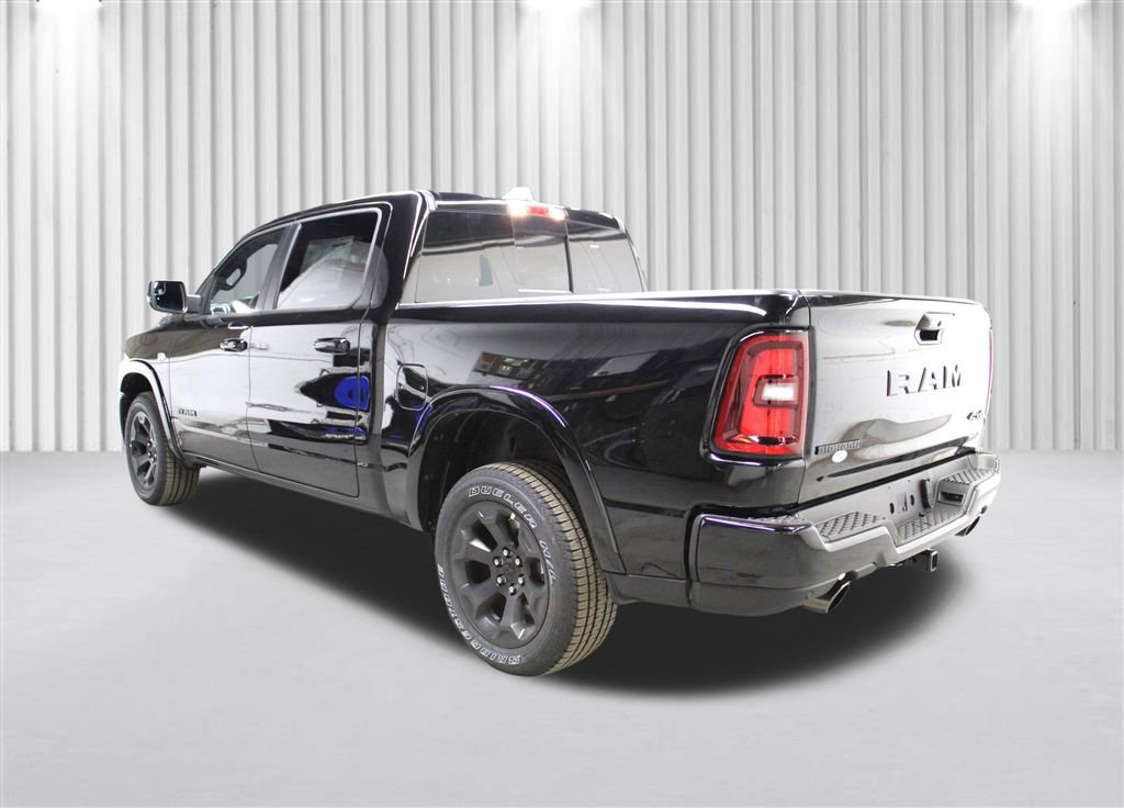 New 2026 RAM 1500 4x4 Crew Cab image 5