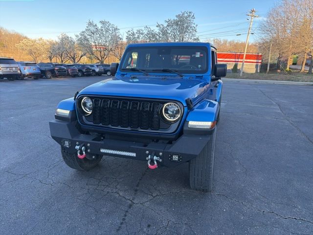 Used 2024 Jeep Gladiator Willys image 16