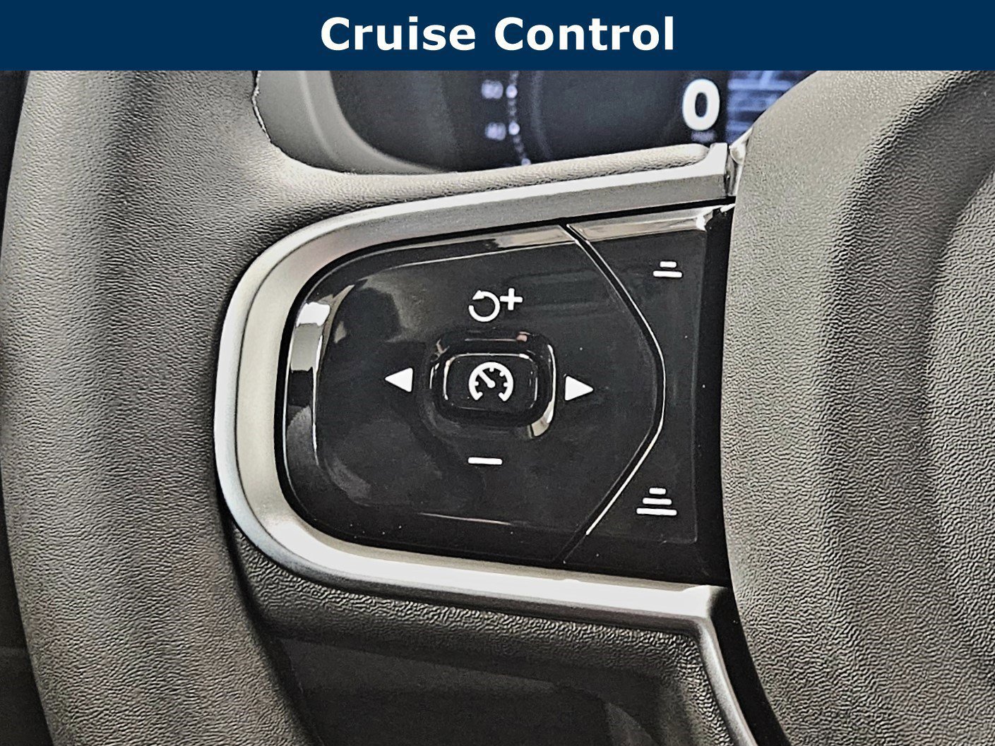 New 2026 Volvo XC90 B6 Plus w/ Protection Package Premier image 39