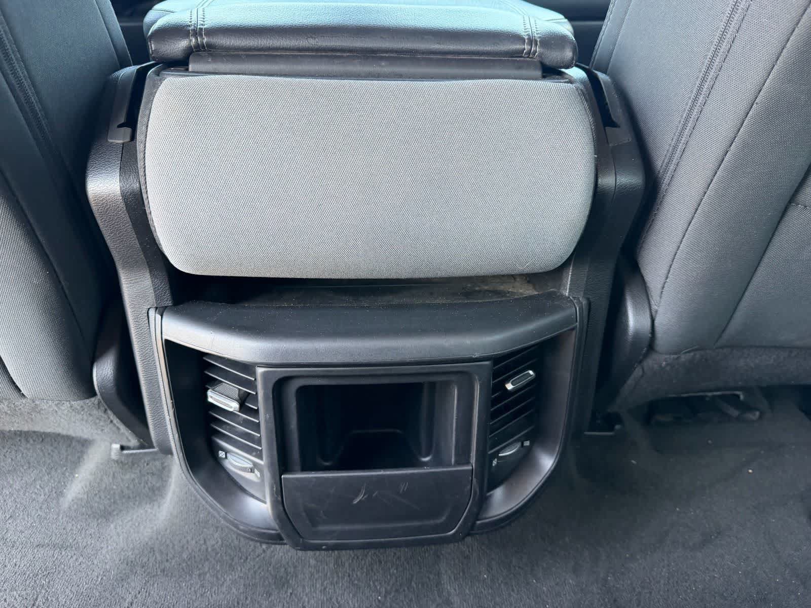 Used 2019 RAM 1500 Big Horn AWD/4WD image 18
