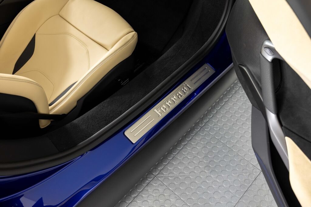 Certified 2025 Ferrari 296 GTS RWD image 25