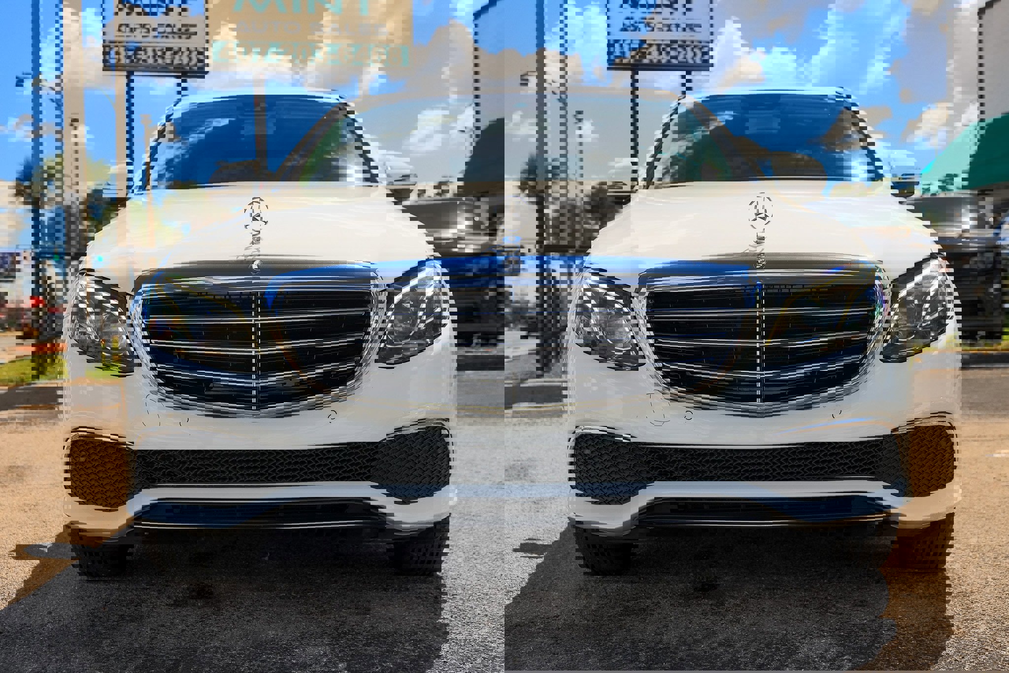 Used 2017 Mercedes-Benz E 300 4MATIC image 21