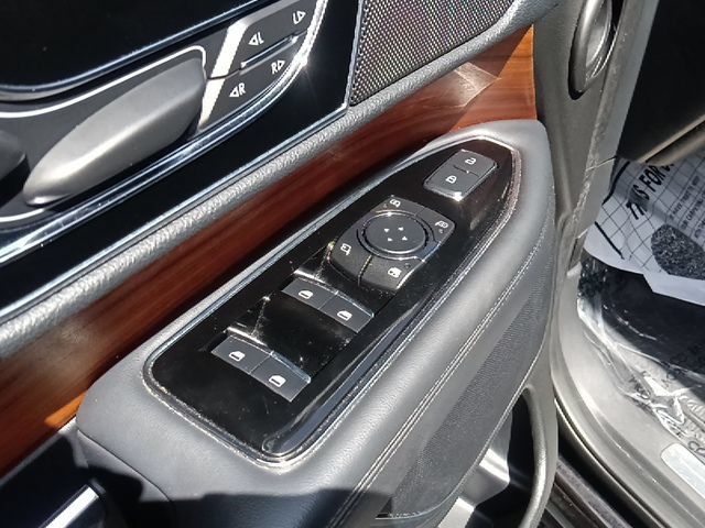 Used 2024 Lincoln Navigator Reserve AWD/4WD image 12