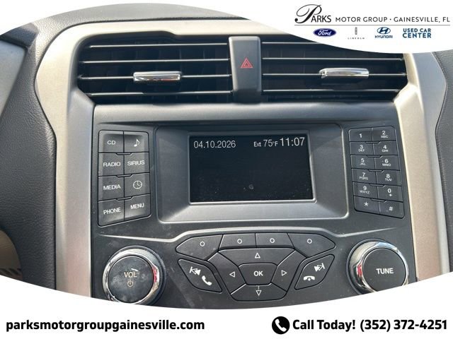 Used 2013 Ford Fusion SE FWD image 19