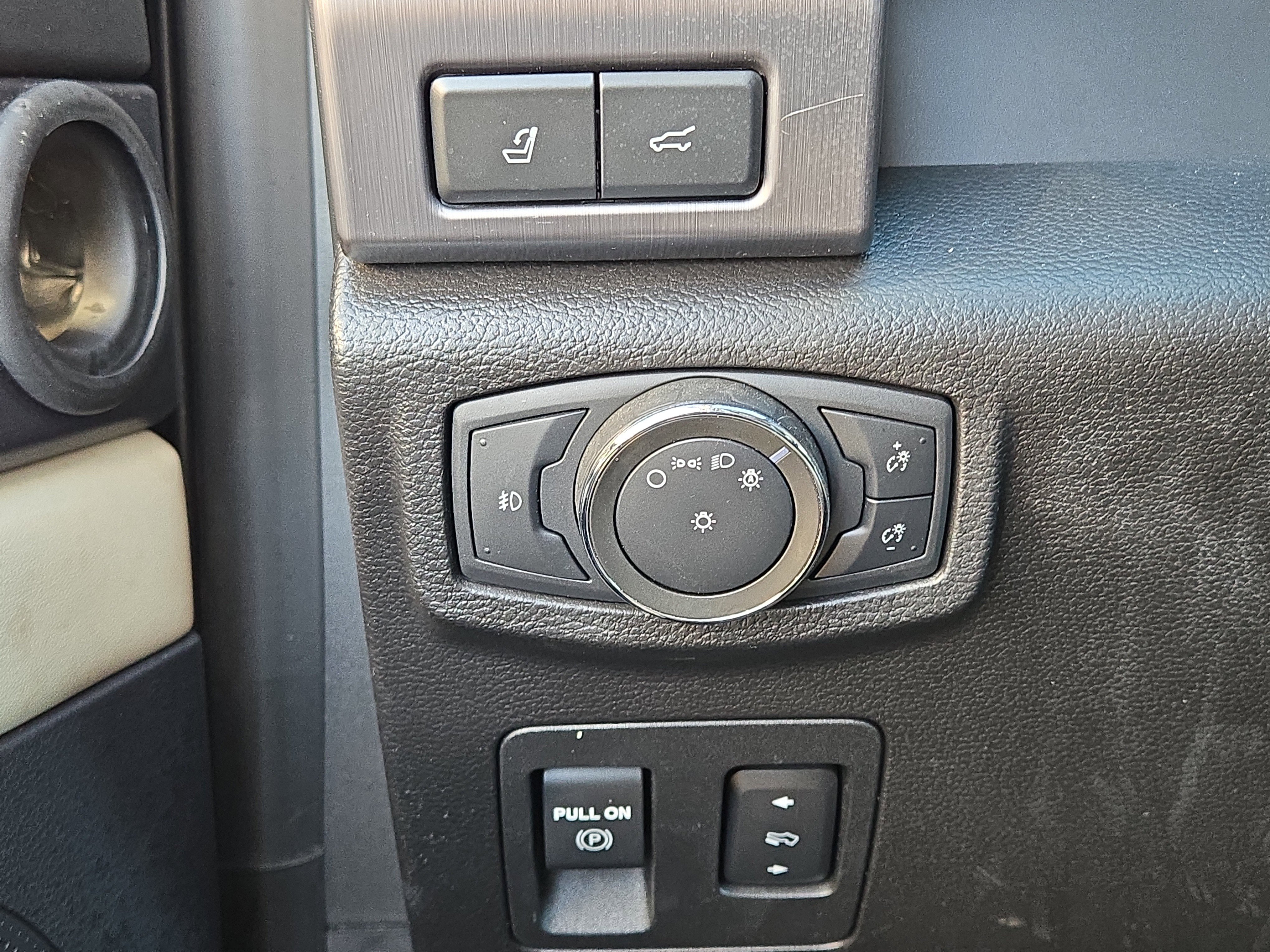 Used 2020 Ford Expedition Platinum image 27