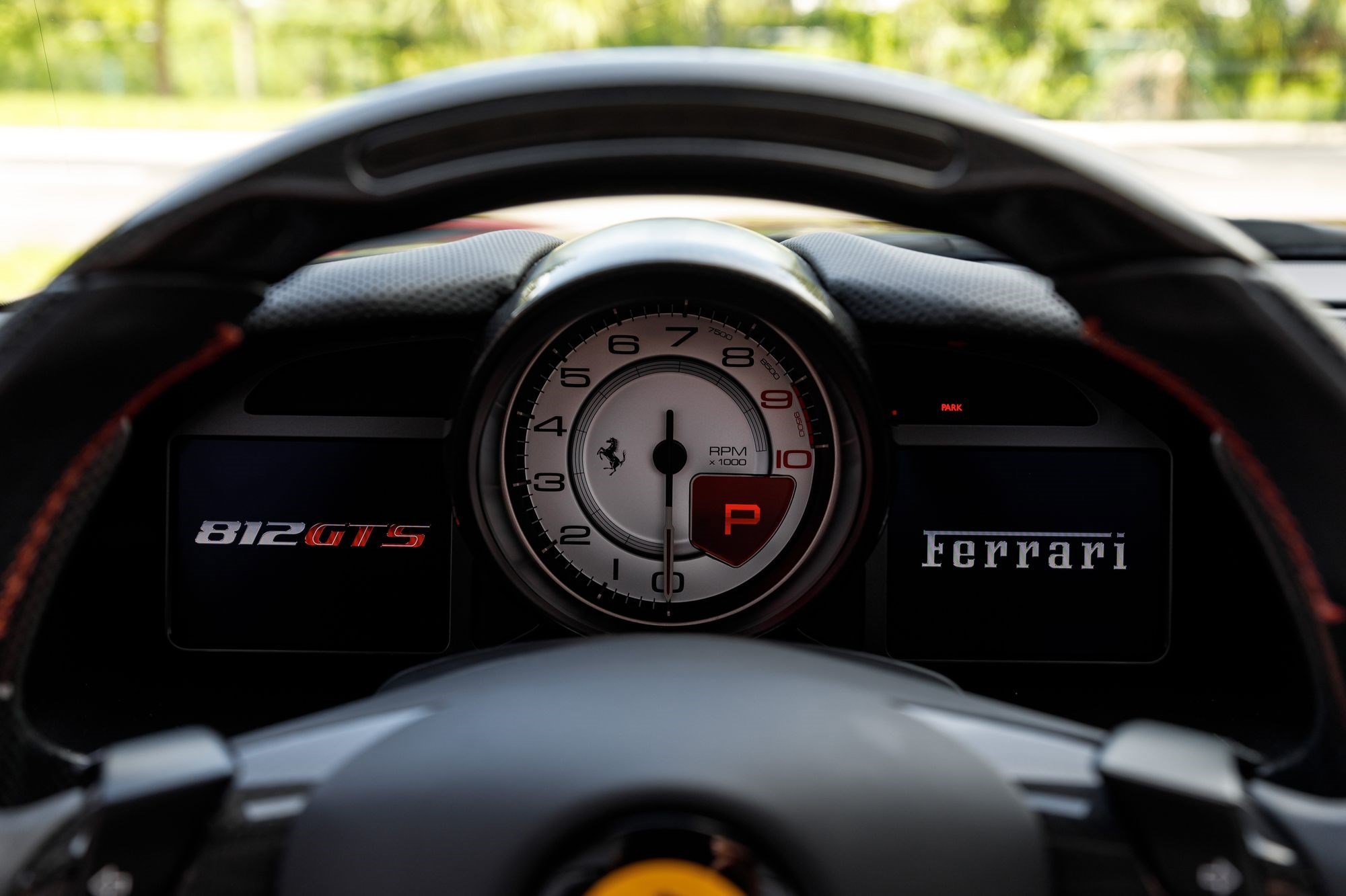 Used 2021 Ferrari 812 GTS RWD image 33