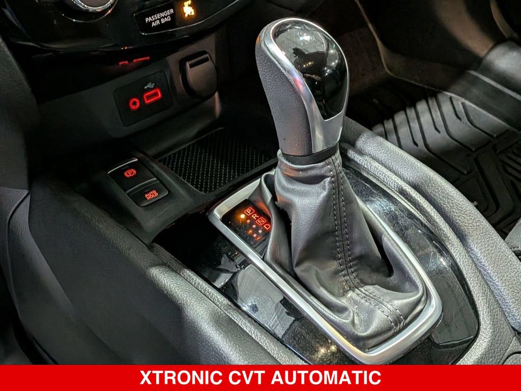 Used 2019 Nissan Rogue SV w/ Premium Package AWD/4WD image 21