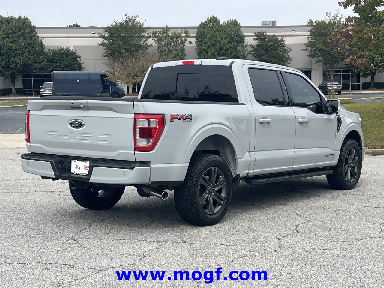 Used 2023 Ford F150 Lariat w/ Equipment Group 502A High AWD/4WD image 3