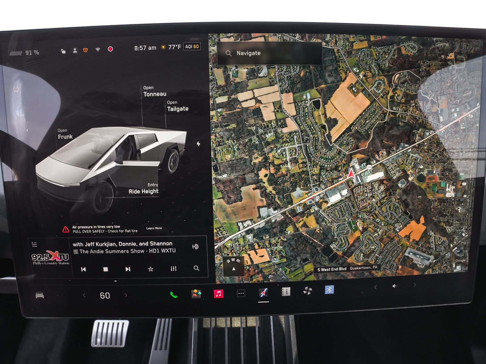 Used 2025 Tesla Cybertruck AWD Crew Cab image 23