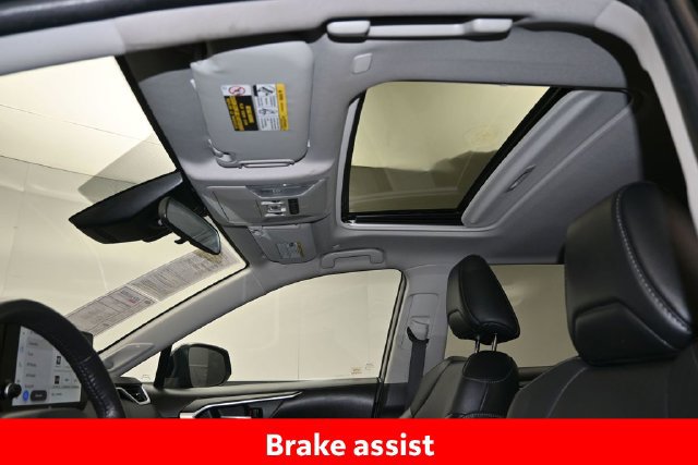 Certified 2023 Toyota RAV4 XLE Premium AWD/4WD image 20