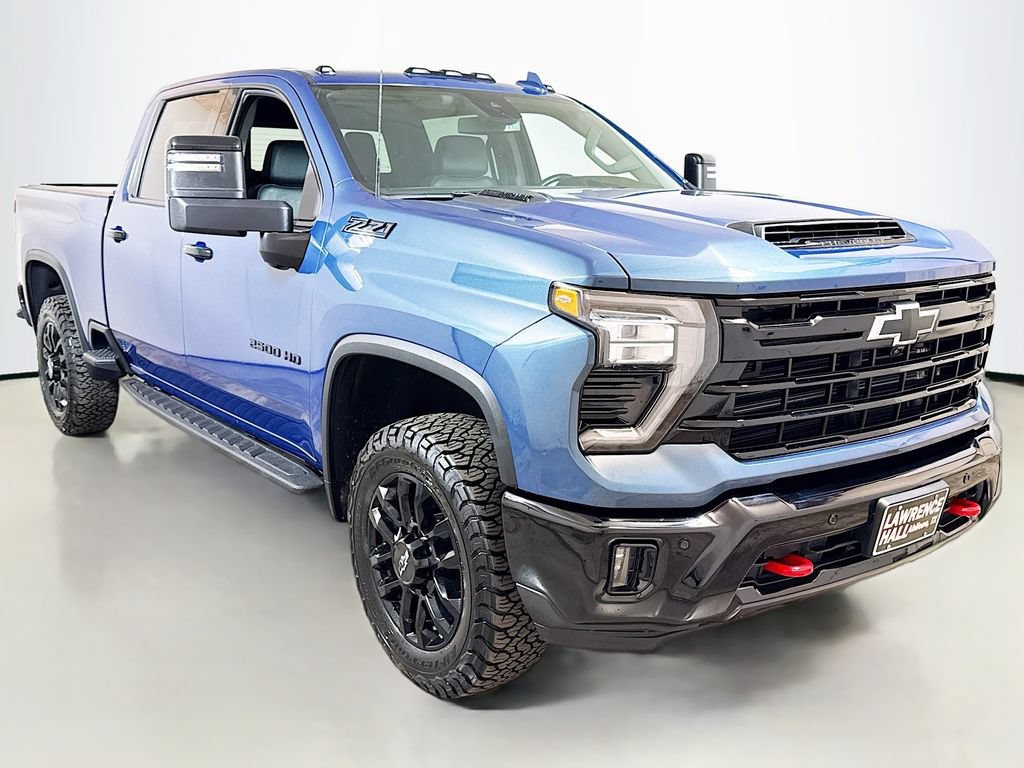 Certified 2026 Chevrolet Silverado 2500 LTZ w/ LTZ Plus Package AWD/4WD image 3