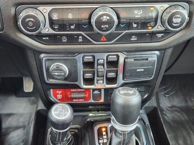 Used 2024 Jeep Wrangler Unlimited Sport AWD/4WD image 17