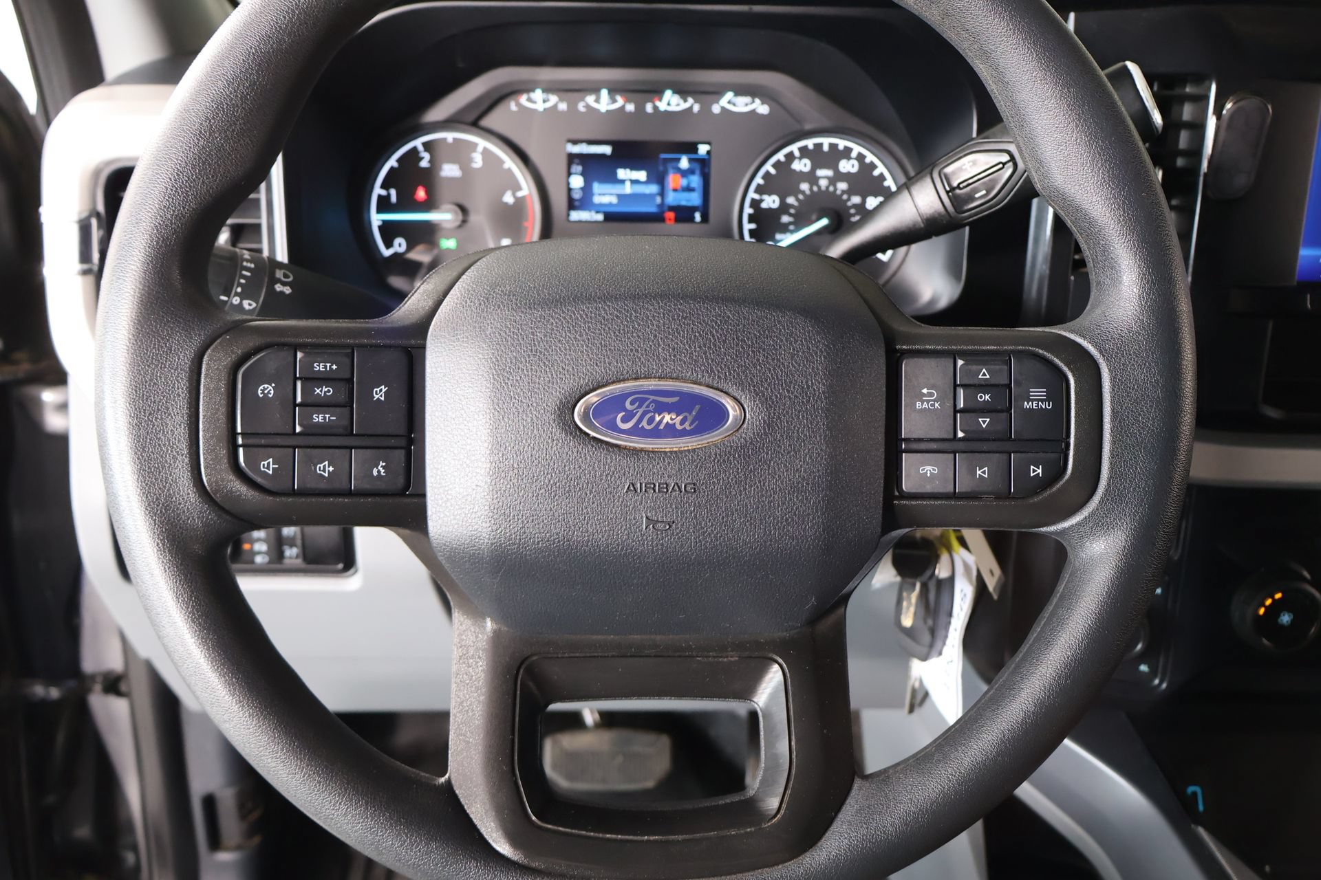 Used 2025 Ford F350 XLT w/ FX4 Off-Road Package AWD/4WD image 3