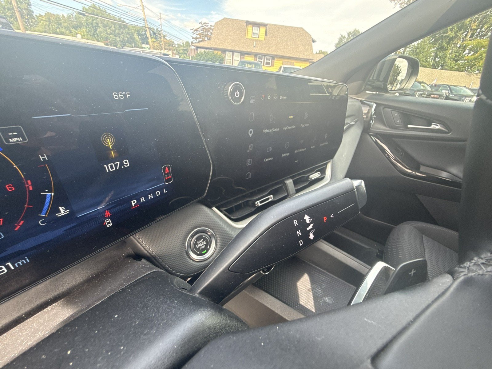 Used 2026 Chevrolet Equinox LT AWD/4WD image 24