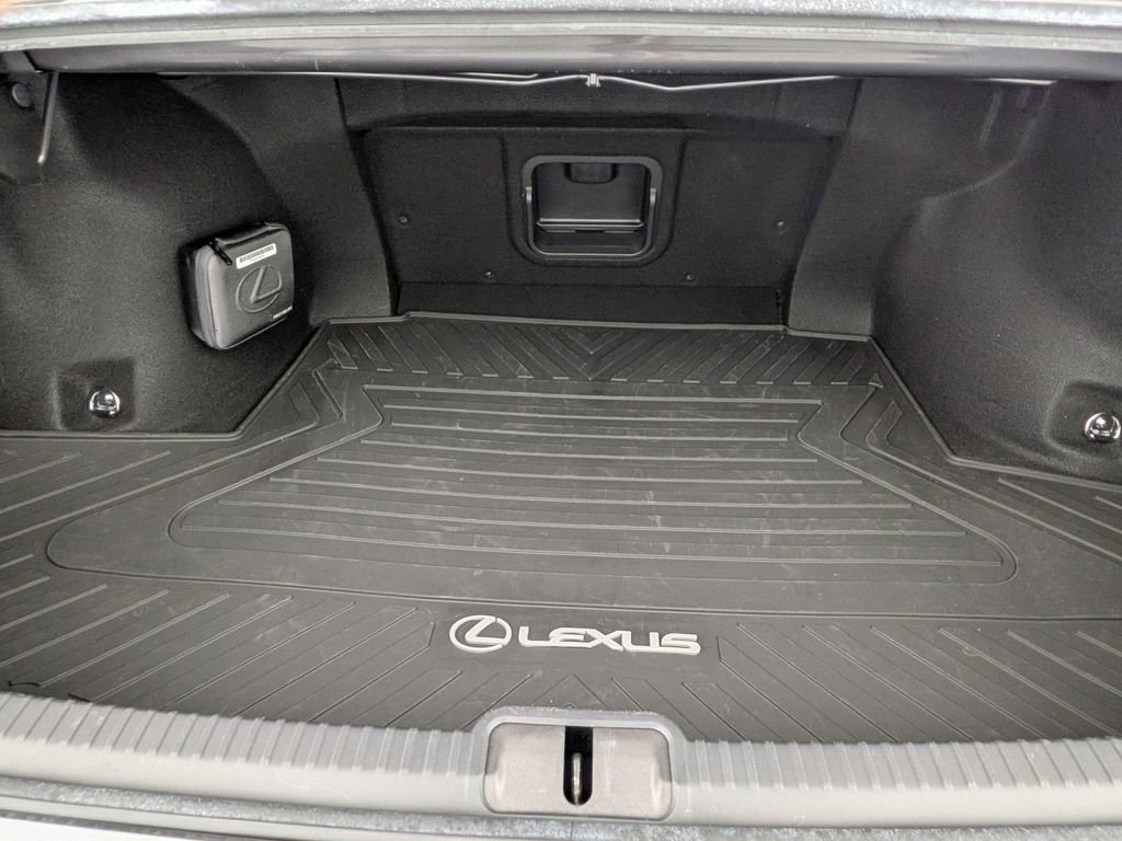 Used 2022 Lexus ES 350 F Sport w/ Accessory Package 2 FWD image 27