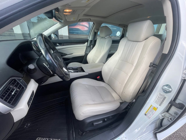 Used 2021 Honda Accord Touring image 11