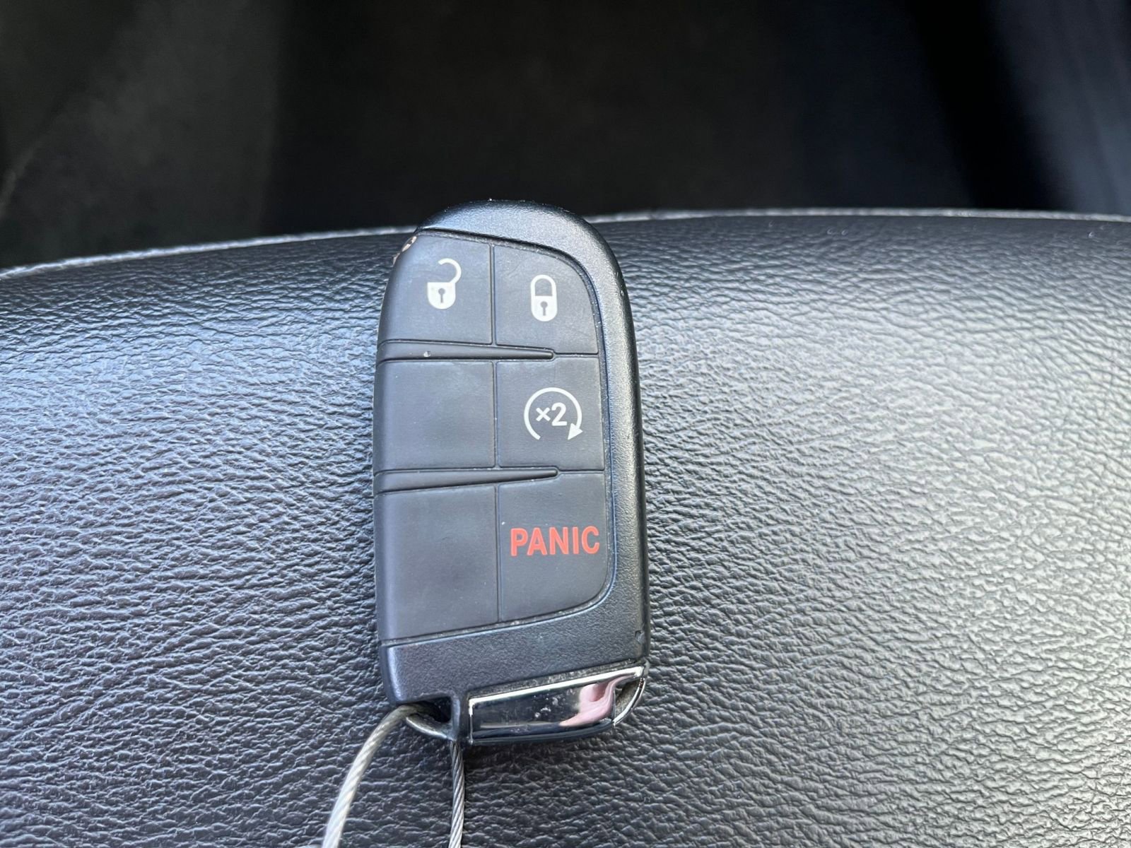 Used 2025 Jeep Compass Latitude image 24