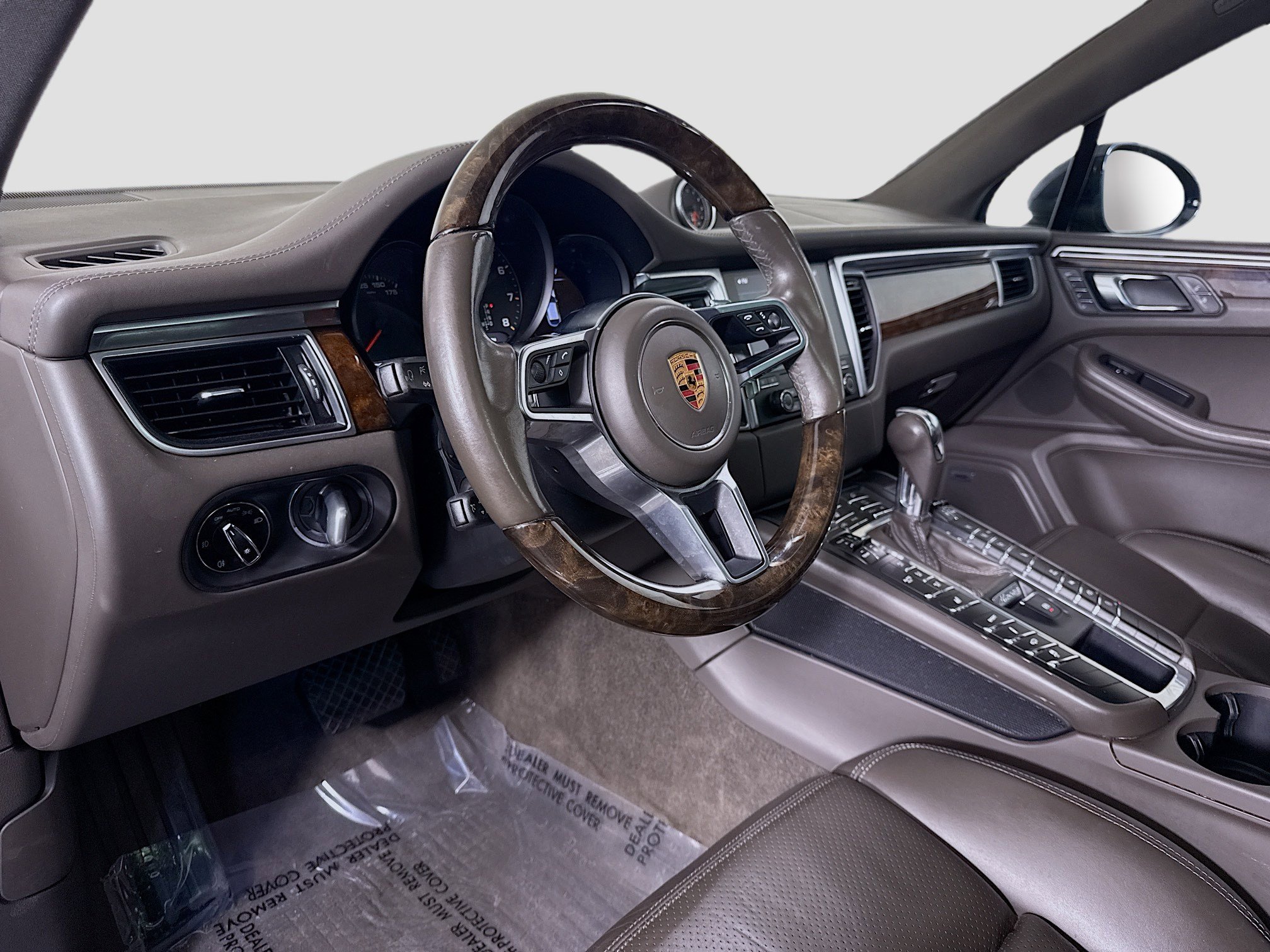 Used 2017 Porsche Macan GTS w/ Premium Package Plus image 23