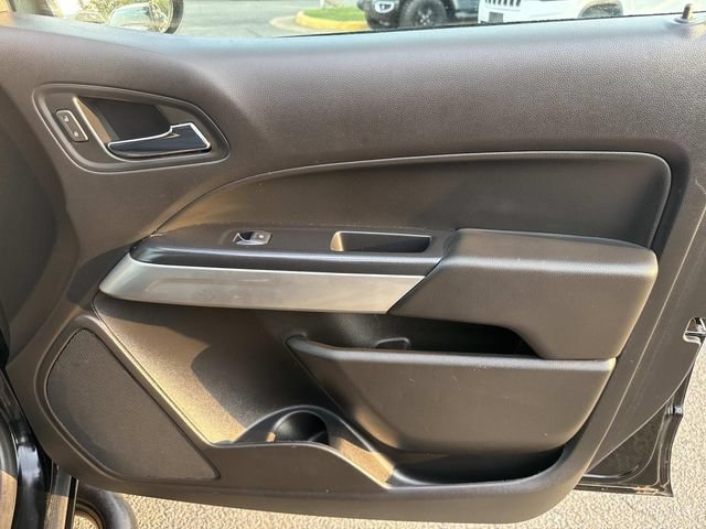 Used 2019 Chevrolet Colorado LT w/ LT Convenience Package RWD image 9