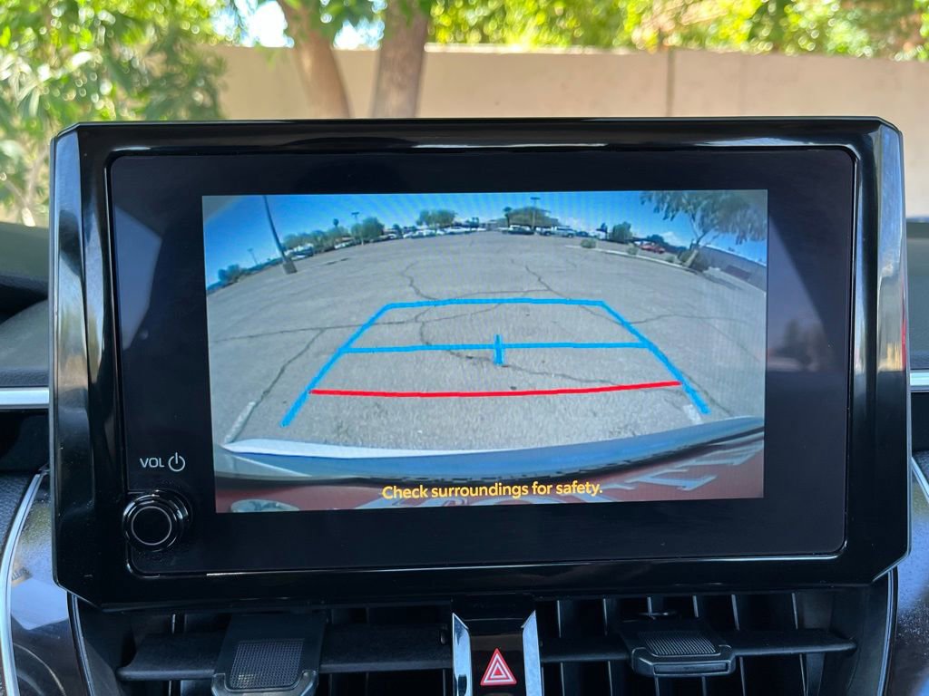 Used 2025 Toyota Corolla LE image 33