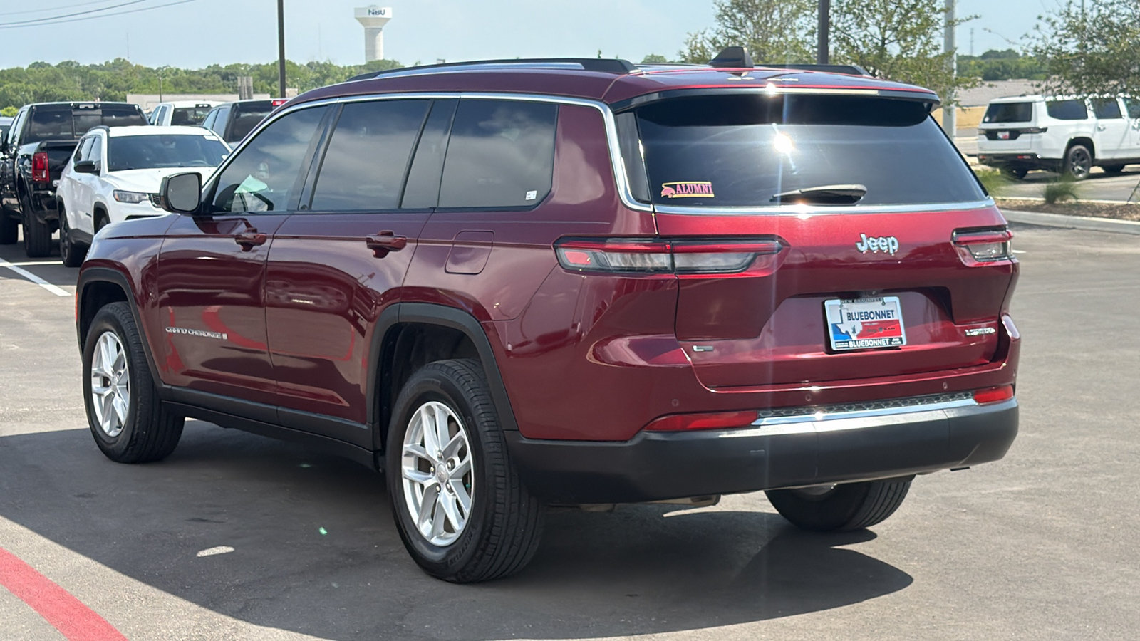 Certified 2022 Jeep Grand Cherokee L Laredo w/ Luxury Tech Group I RWD image 7