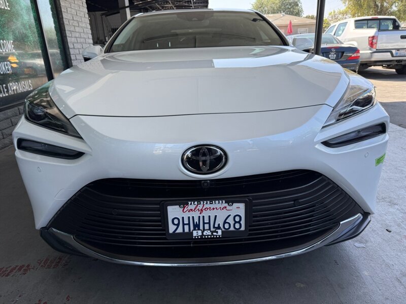 Used 2023 Toyota Mirai XLE w/ Advanced Technology Package RWD image 12