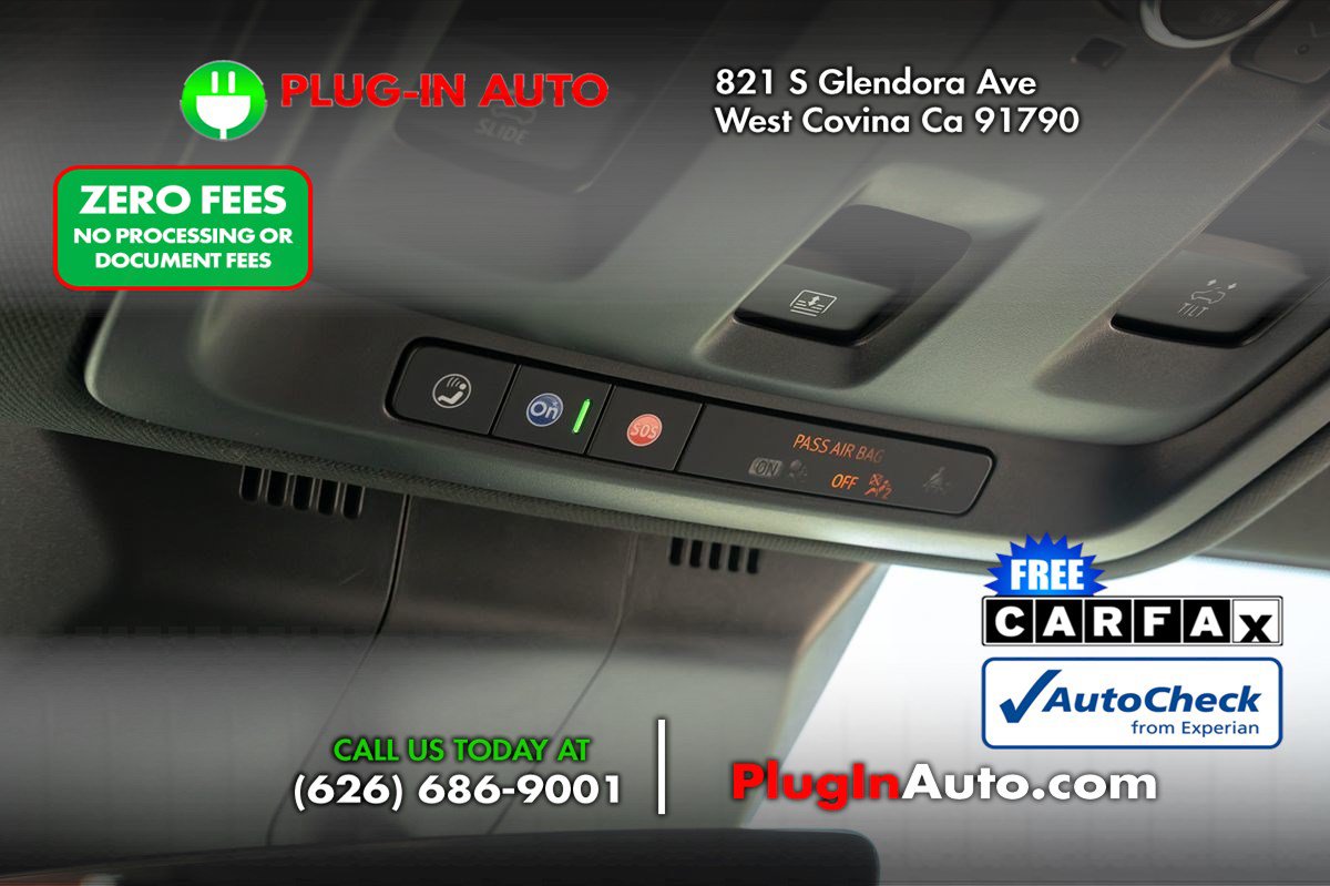 Used 2023 Cadillac Escalade Sport w/ Touring Package AWD/4WD image 33